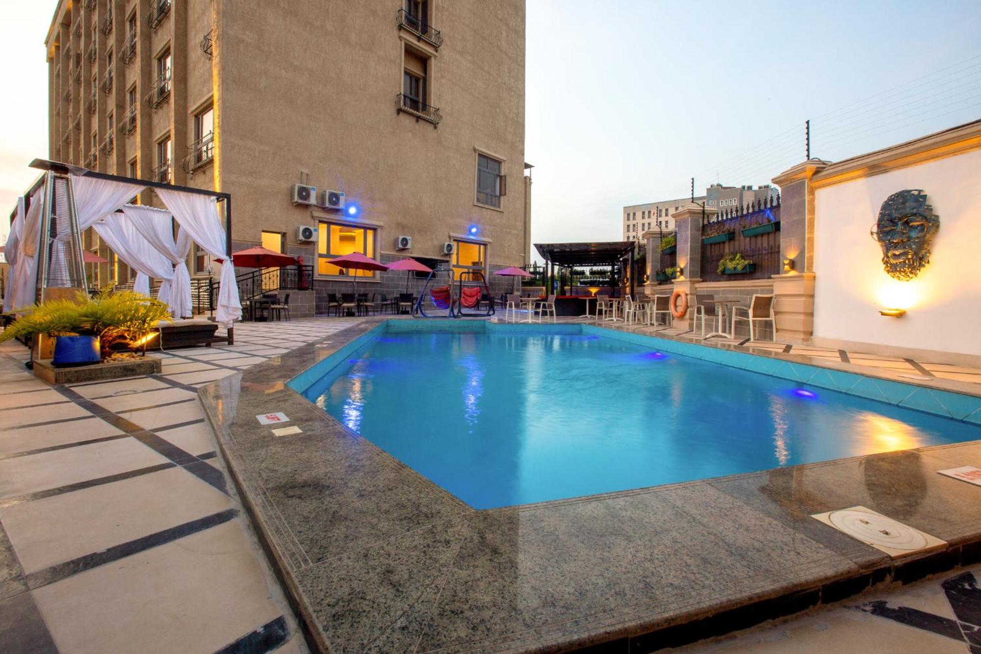 Johnwood Hotel By Bolton Abuja Exterior photo
