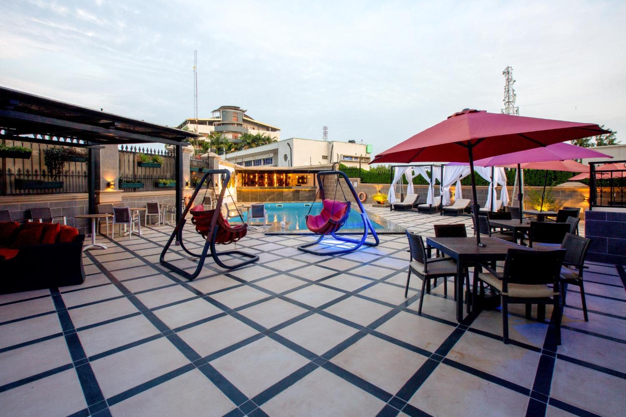 Johnwood Hotel By Bolton Abuja Exterior photo