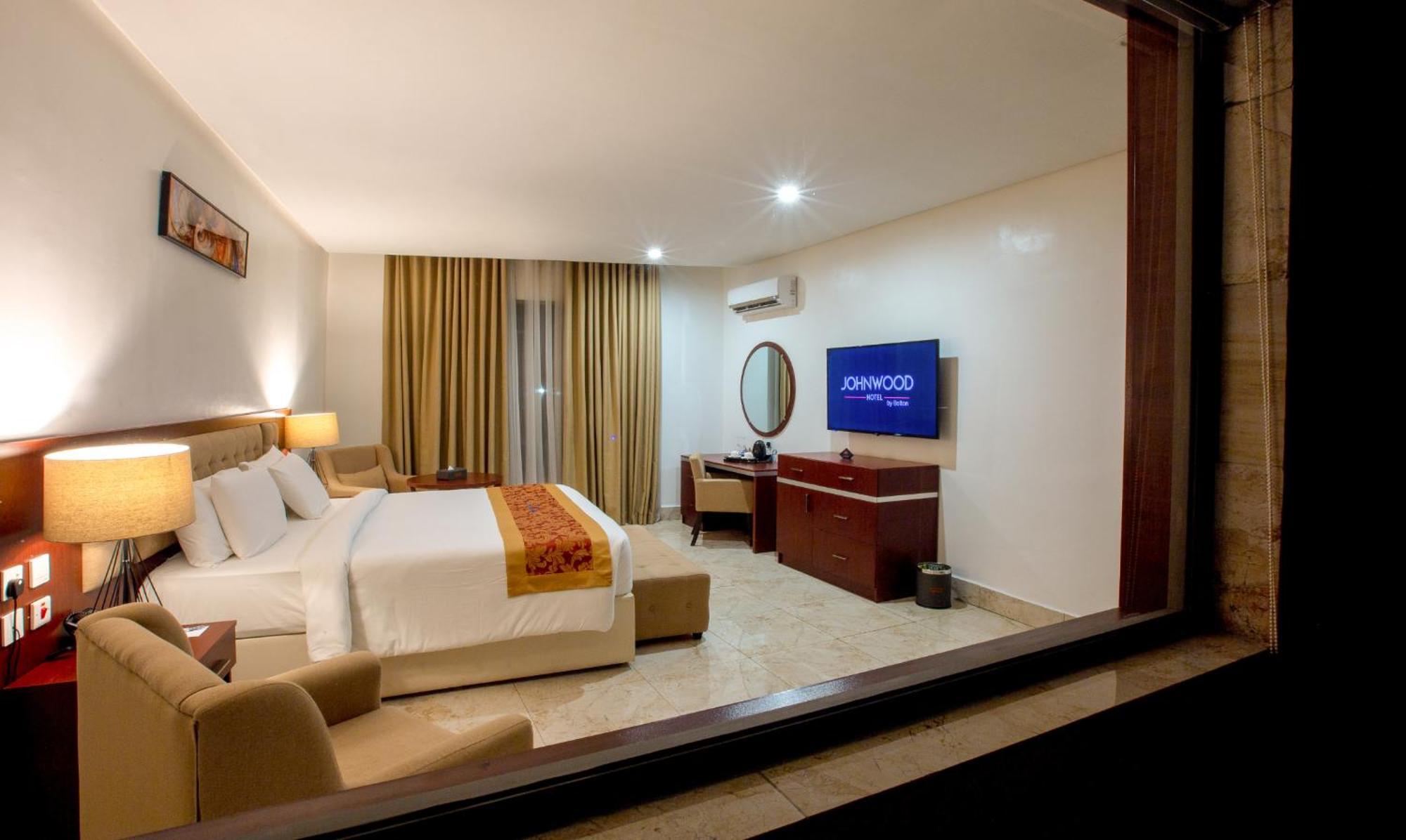 Johnwood Hotel By Bolton Abuja Exterior photo